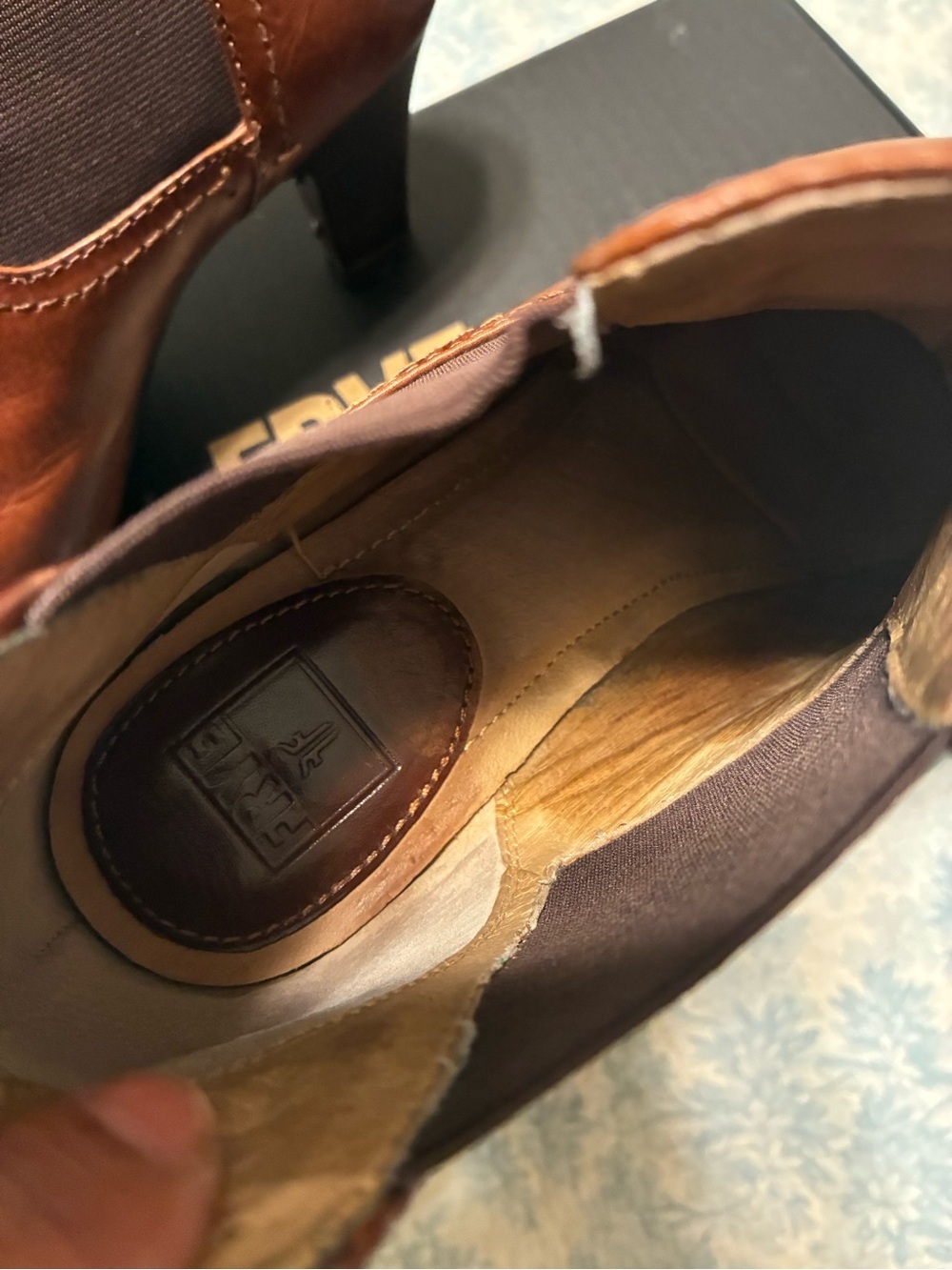 Frye Brown Leather Chelsea Ankle Boots | Size 9 | Classic Heeled Booties - Picture 10 of 16